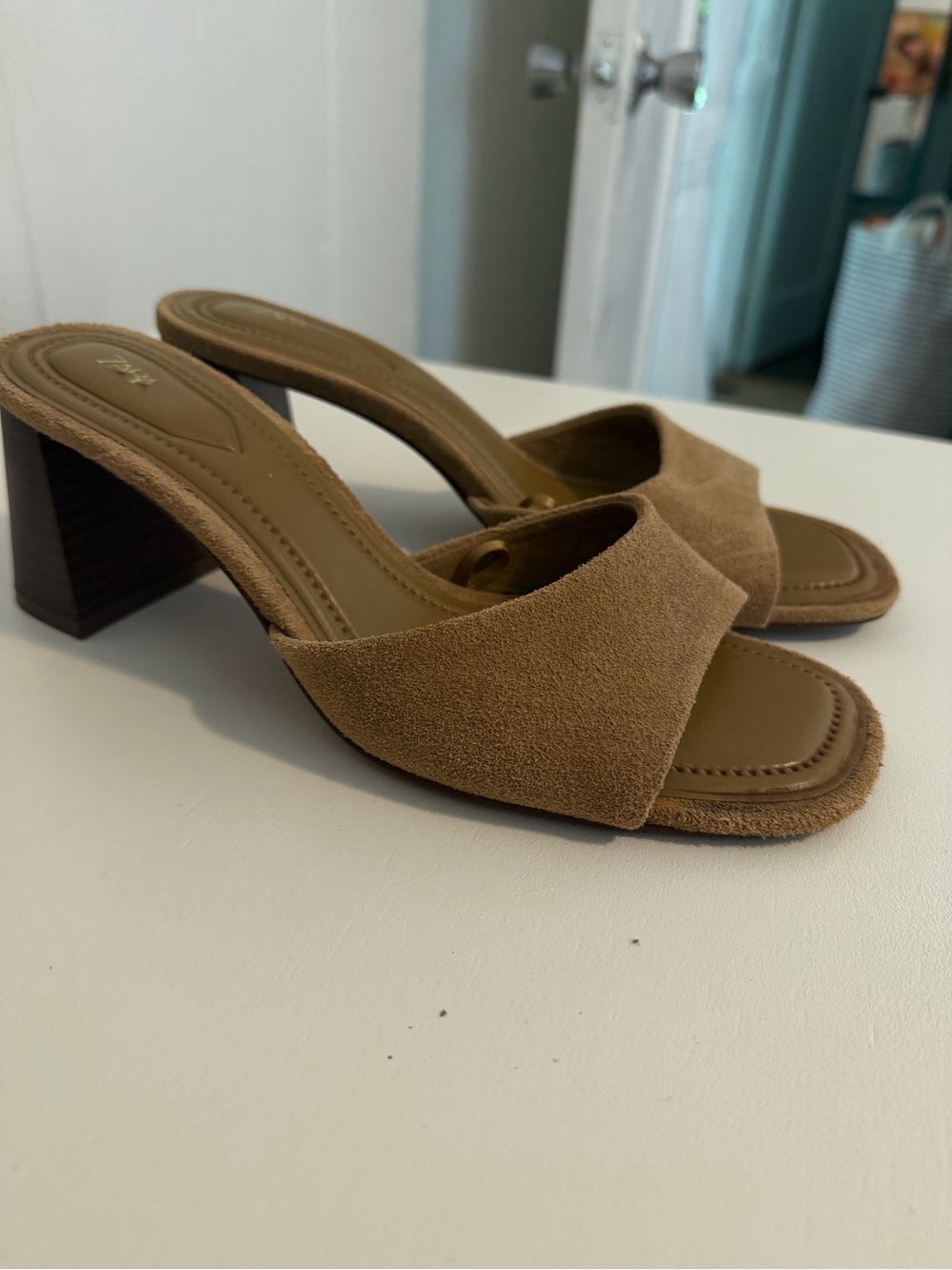 Zara Tan Suede Block Heel Slide Mules - Picture 1 of 2